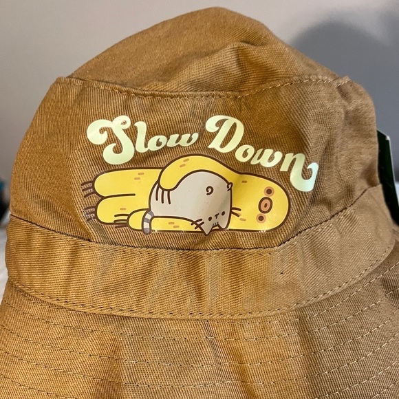 Pusheen Box Exclusive Sun Hat With Sleepy Sloth Graphic - Picture 5 of 6